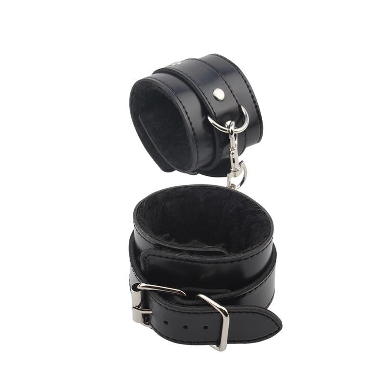 Manette Bondage Obey Me